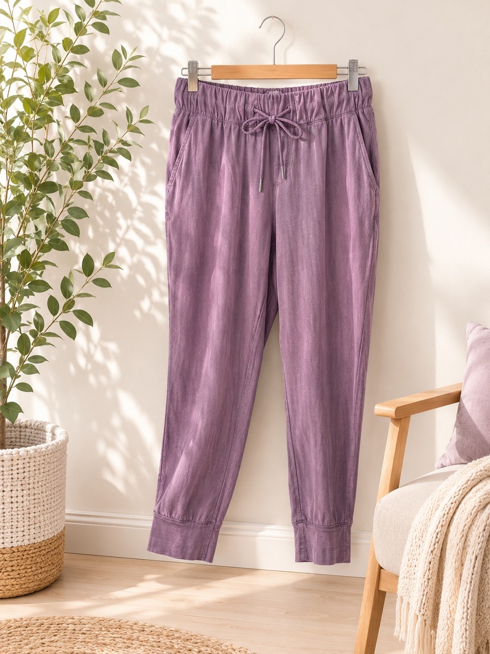 Lululemon Lost In Leisure Crop Joggers Purple Drawstring Pocket‎ Pants Size 6
